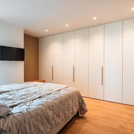 Superior Duplex With 2 Bedrooms *