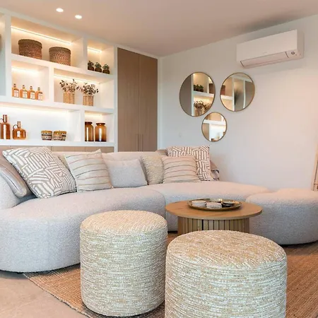 Superior Duplex With 2 Bedrooms Apartment *