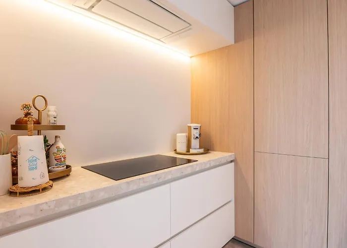 Superior Duplex With 2 Bedrooms *